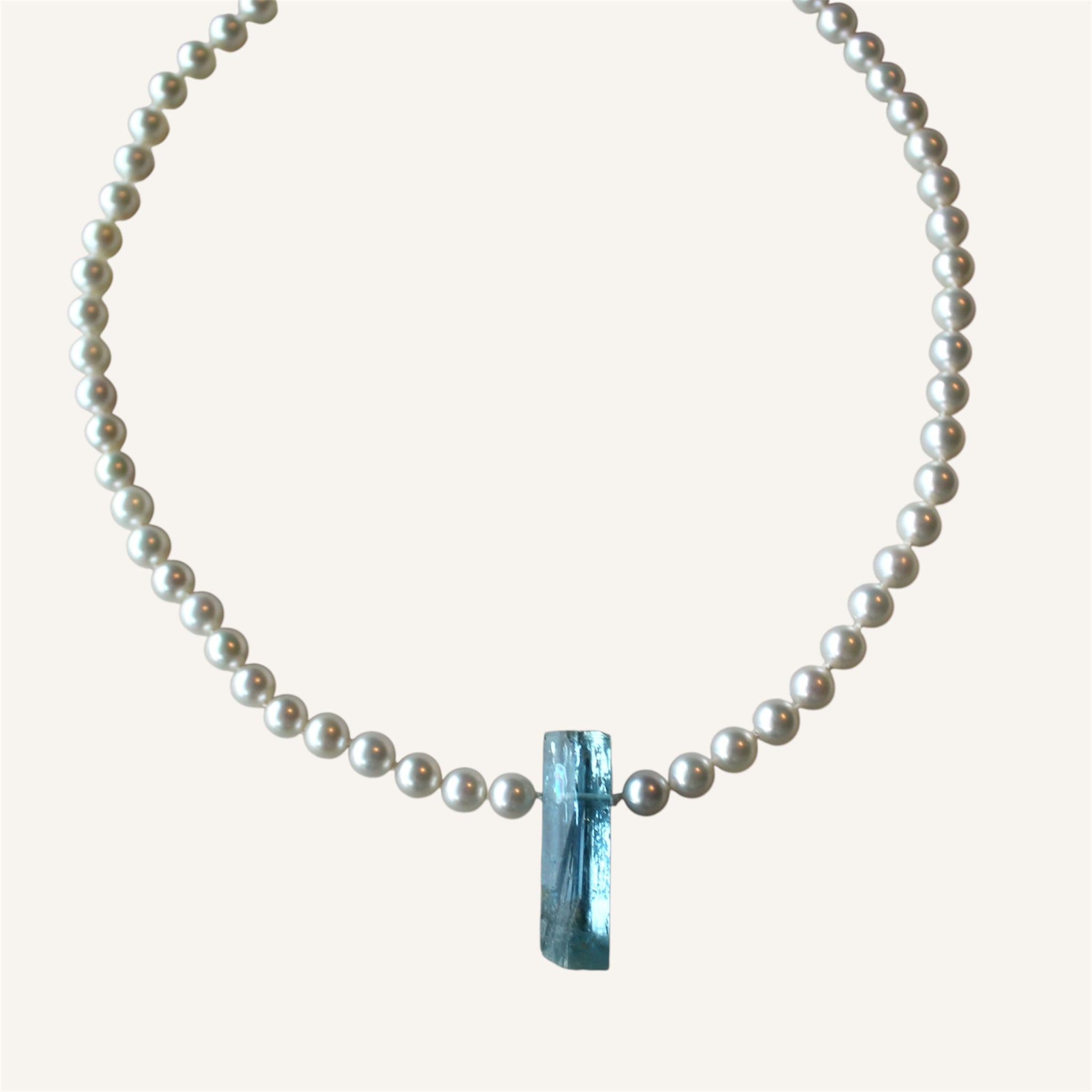 Akoya Aquamarine Necklace