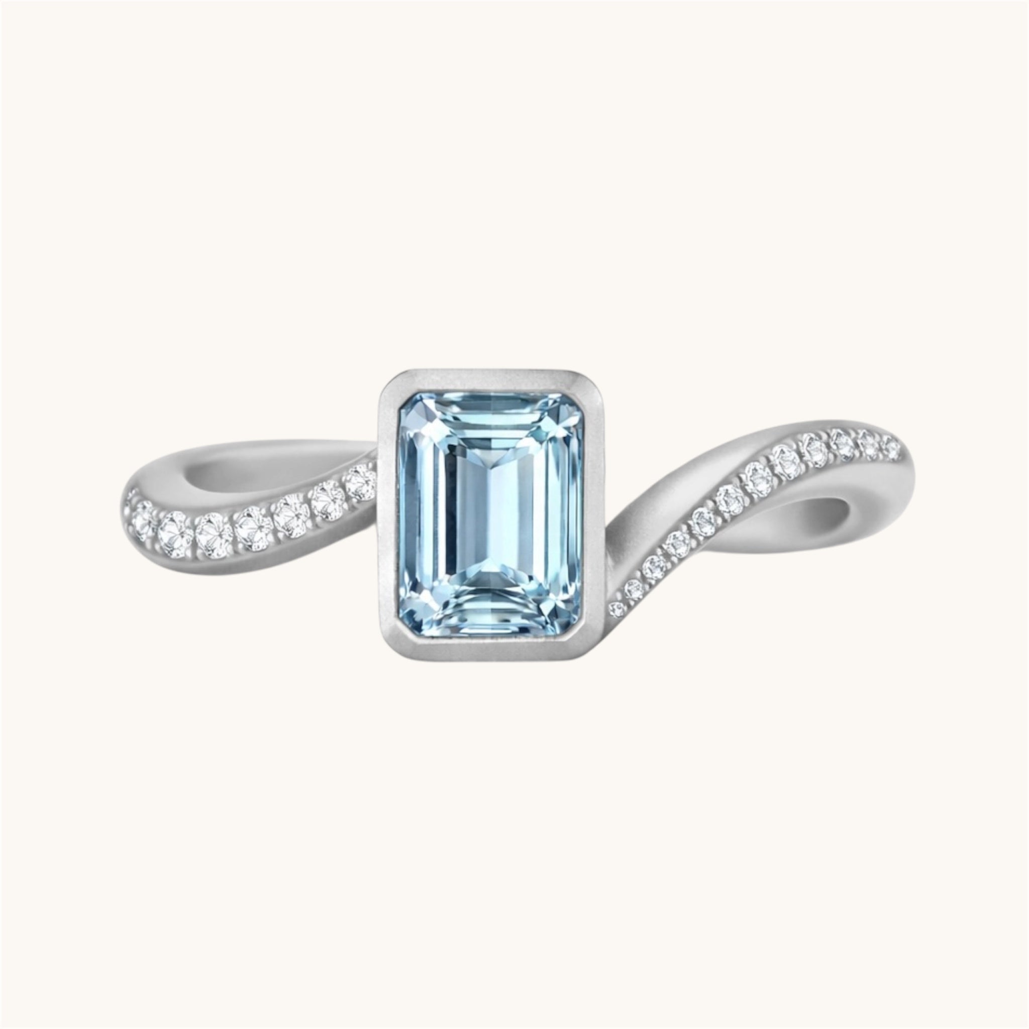 Vela Aquamarine Ring